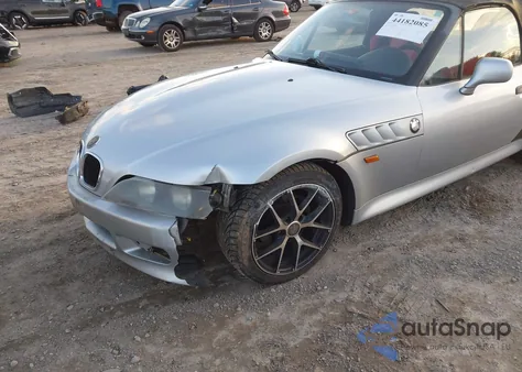 1996 BMW Z3 1.9 z USA, uszkodzony, nr VIN 4USCH7326TLB73694